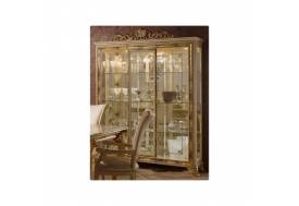 Витрина 3-х дверная Катя